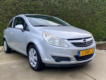 Opel Corsa 1.0-12V Selection | Geintegreerde Fietsendrager | Airco